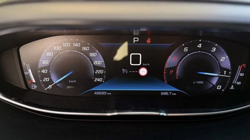 Peugeot 5008 1.2 PT Executive uit 2020, foto 10