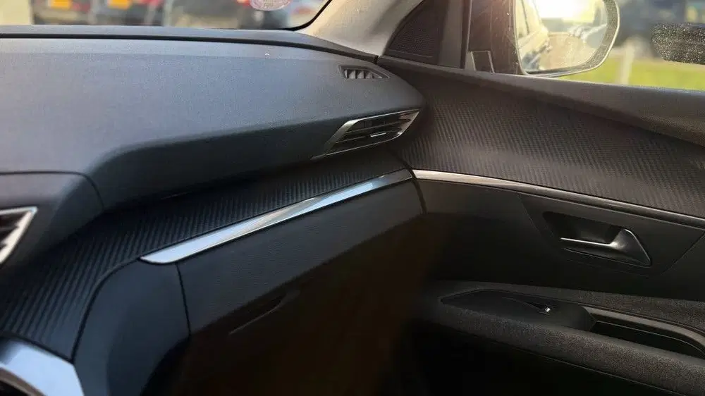 Peugeot 5008 1.2 PT Executive uit 2020, foto 17
