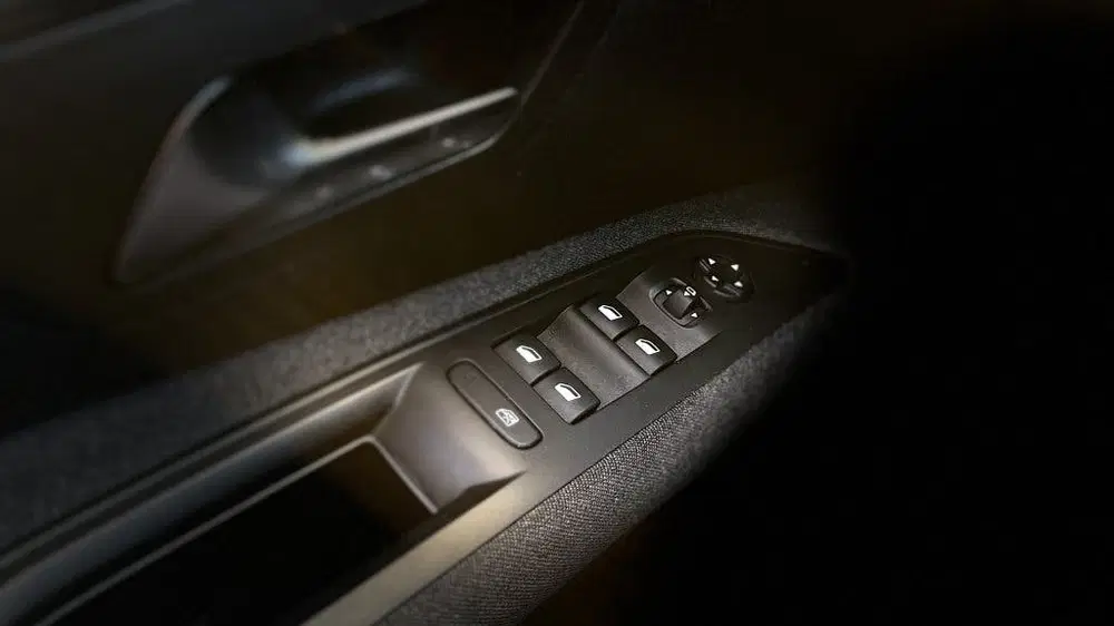Peugeot 5008 1.2 PT Executive uit 2020, foto 20