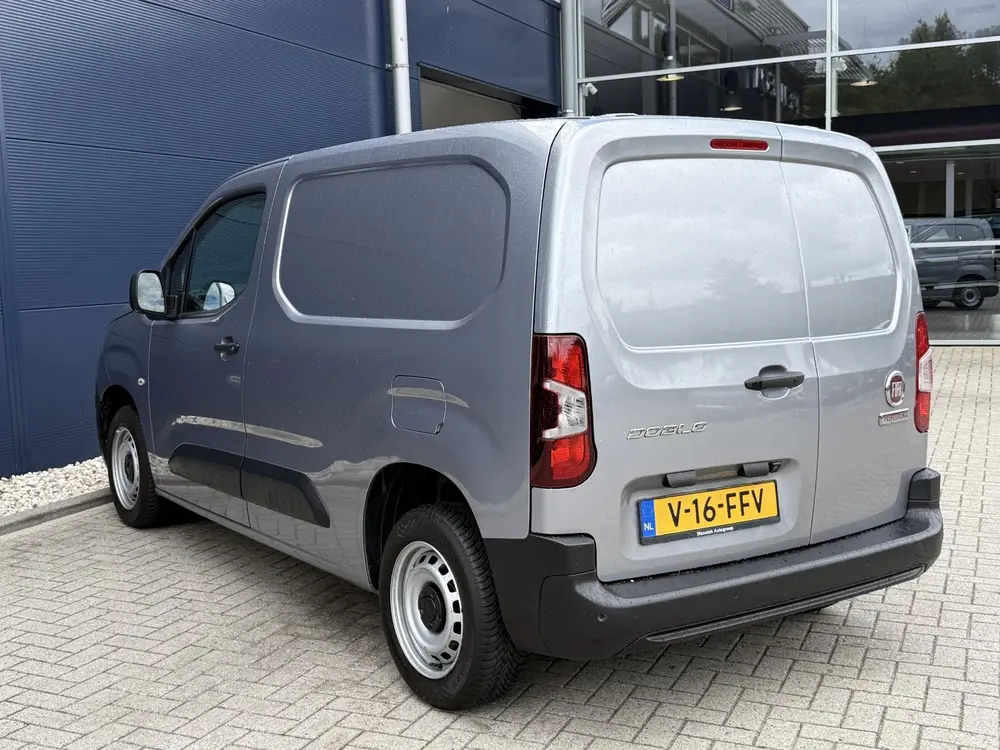 Fiat Doblo Doblò Cargo 1.5 BlueHDI 100pk S&S L1 Comfo uit 2024, foto 4