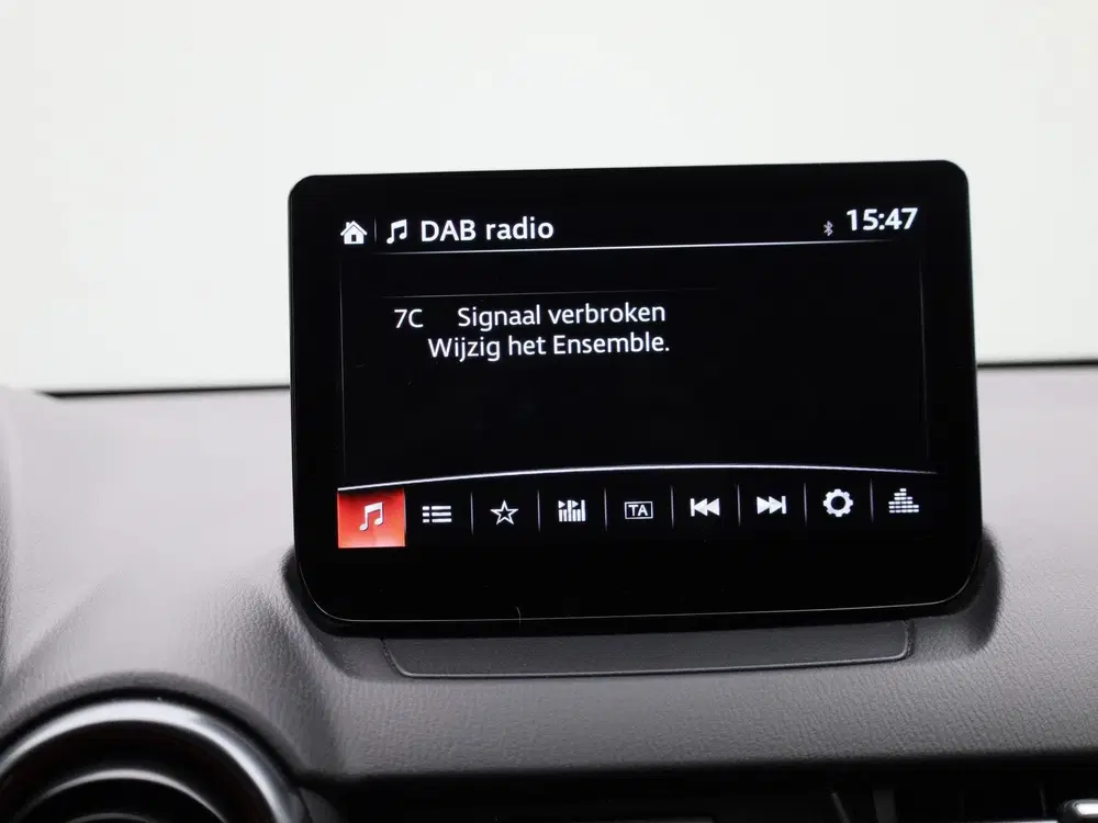 Mazda 2 1.5 e-SkyActiv-G 90 Homura uit 2024, foto 16