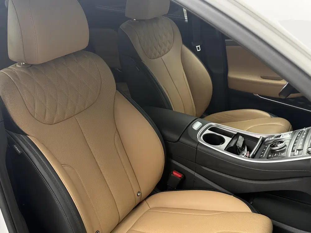 Hyundai SANTA FE 1.6 T-GDI PHEV Premium Plus Sky uit 2023, foto 15
