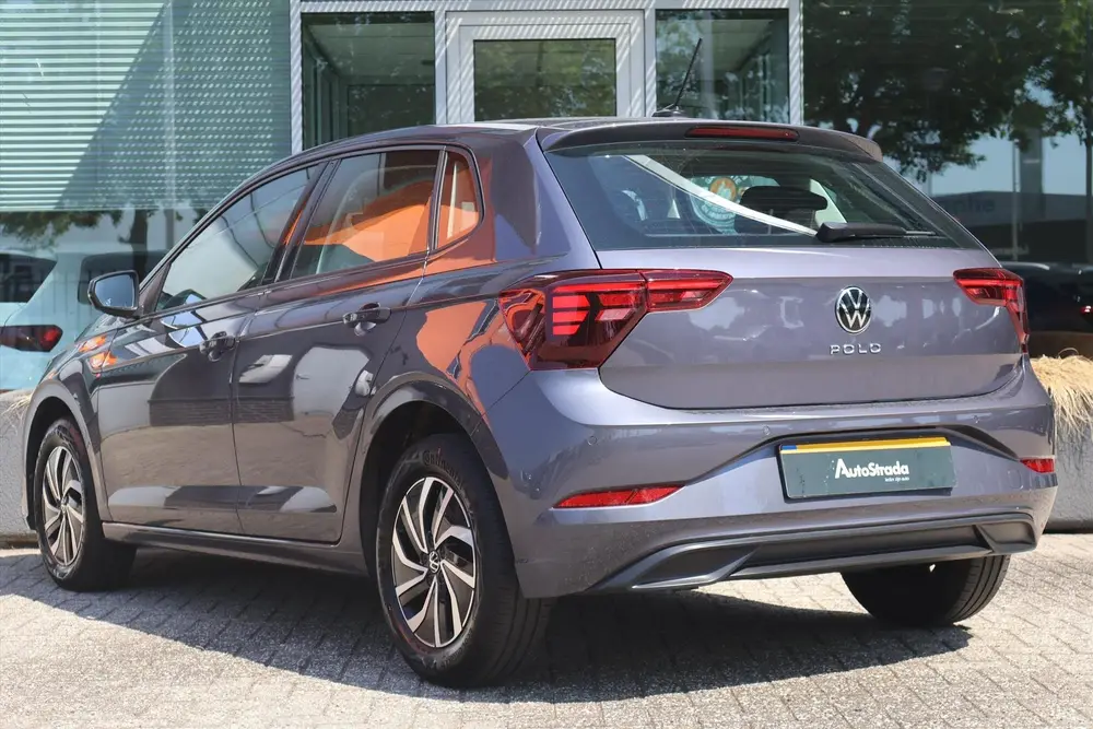 Volkswagen Polo 1.0 TSI Life Business 95pk I Stoelverwarming uit 2022, foto 2