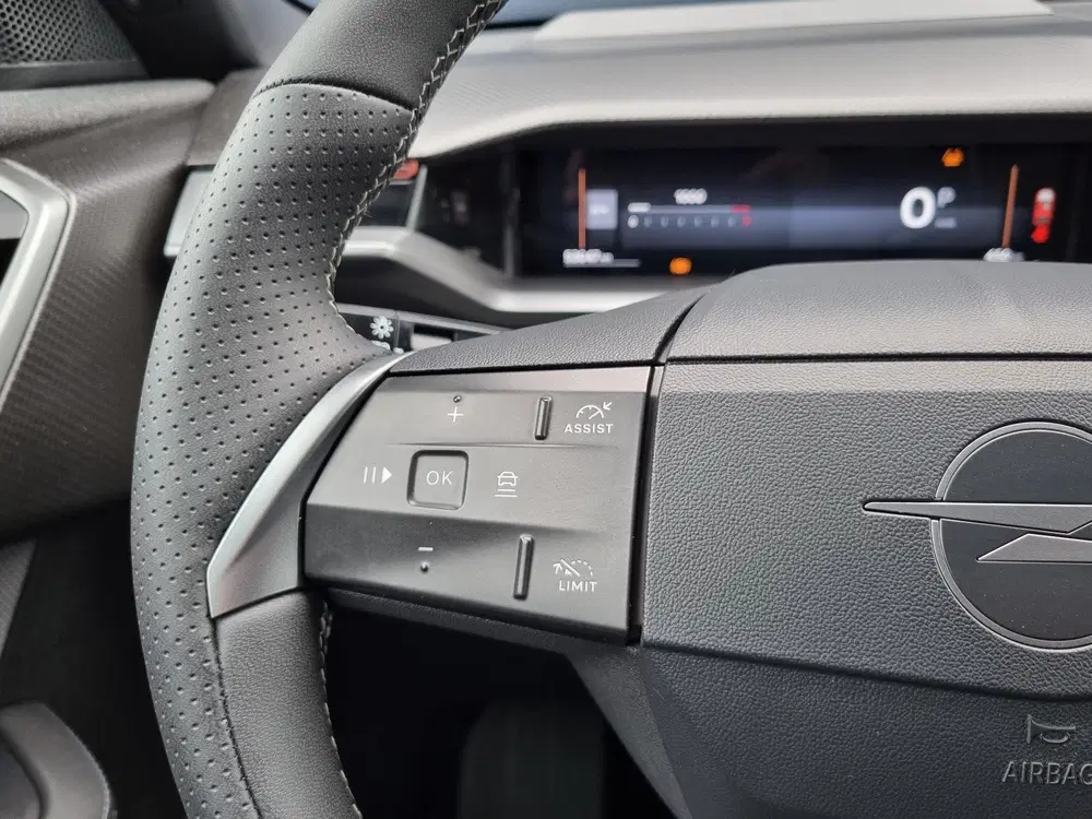 Opel Grandland 1.2 Turbo Hybrid GS uit 2025, foto 14