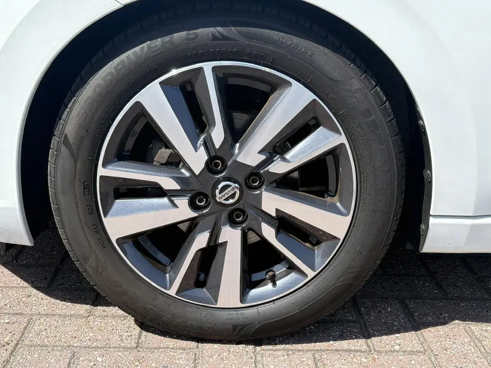 Nissan Micra 1.0 T 100pk N-Connecta | 1e Eigenaar | Dealer O uit 2019, foto 10