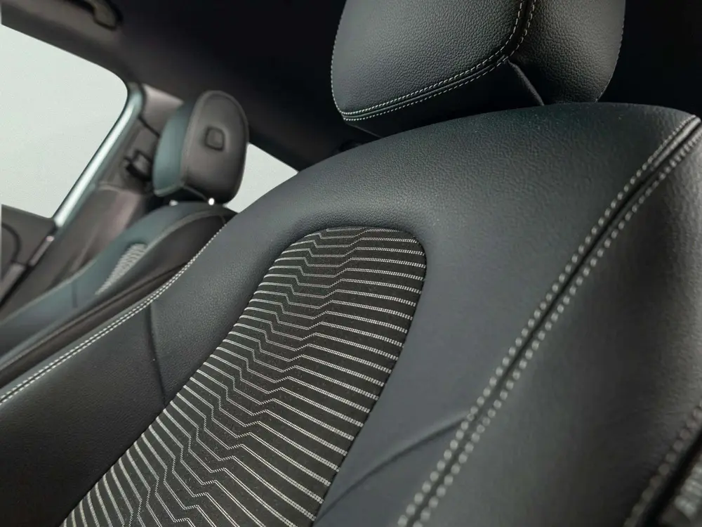 Mercedes-Benz EQA 250 Business Solution Luxury 67 kWh uit 2022, foto 10