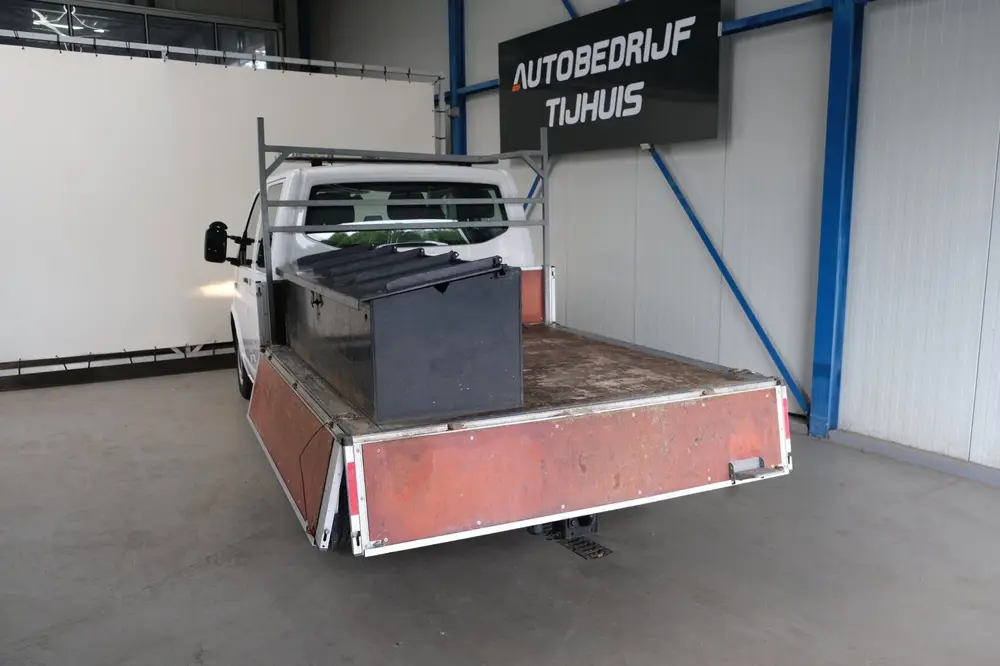 Volkswagen Transporter 2.0 TDI L2H1 DC Comfortline Pick-up uit 2019, foto 10
