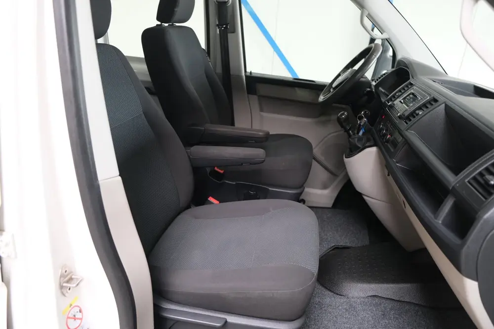 Volkswagen Transporter 2.0 TDI L2H1 DC Comfortline Pick-up uit 2019, foto 5