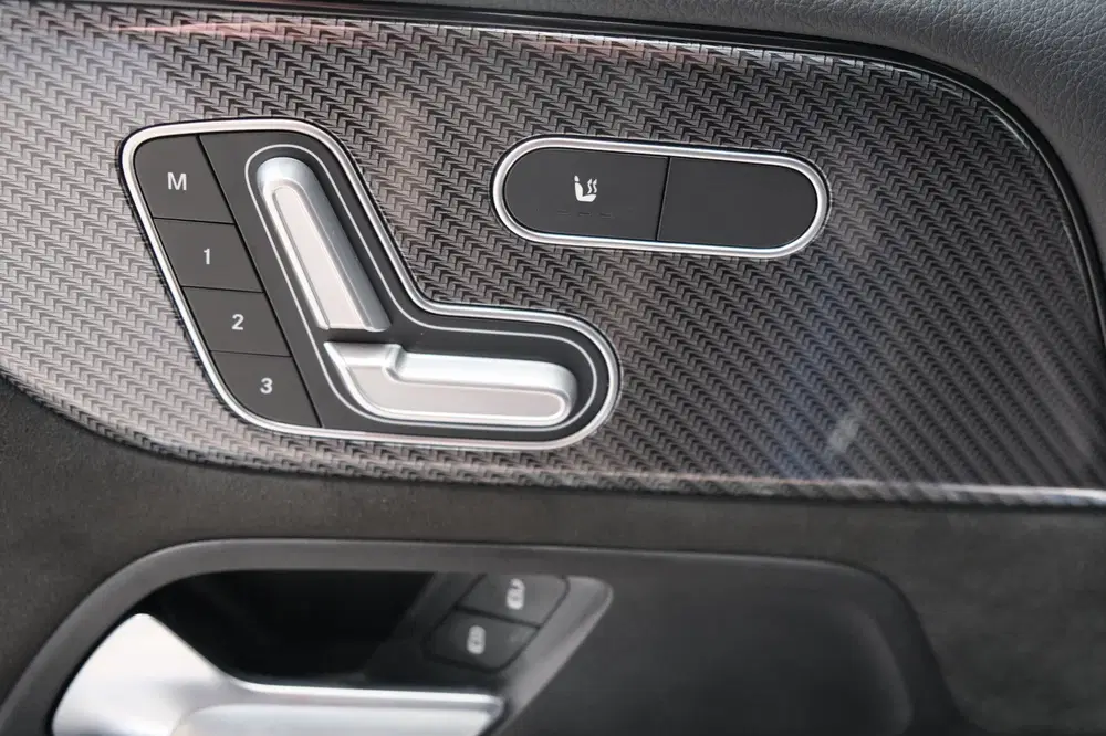 Mercedes-Benz GLB GLB 220 D 4MATIC AMG > Grijs kenteken < Ai uit 2021, foto 16
