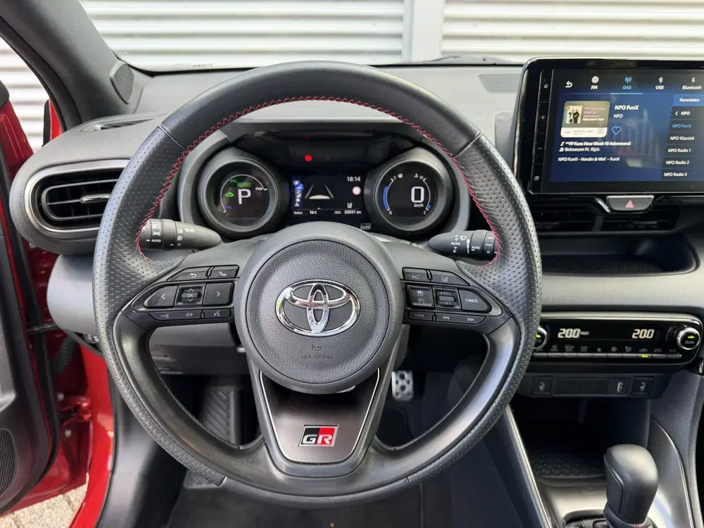 Toyota Yaris 1.5 Hybrid GR Sport uit 2023, foto 14