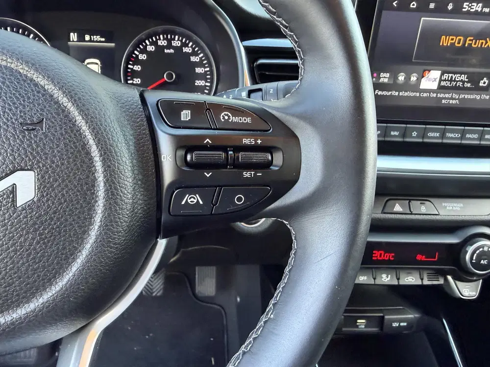 Kia Stonic 1.0 T-GDi MHEV DynamicPlusLine uit 2022, foto 16