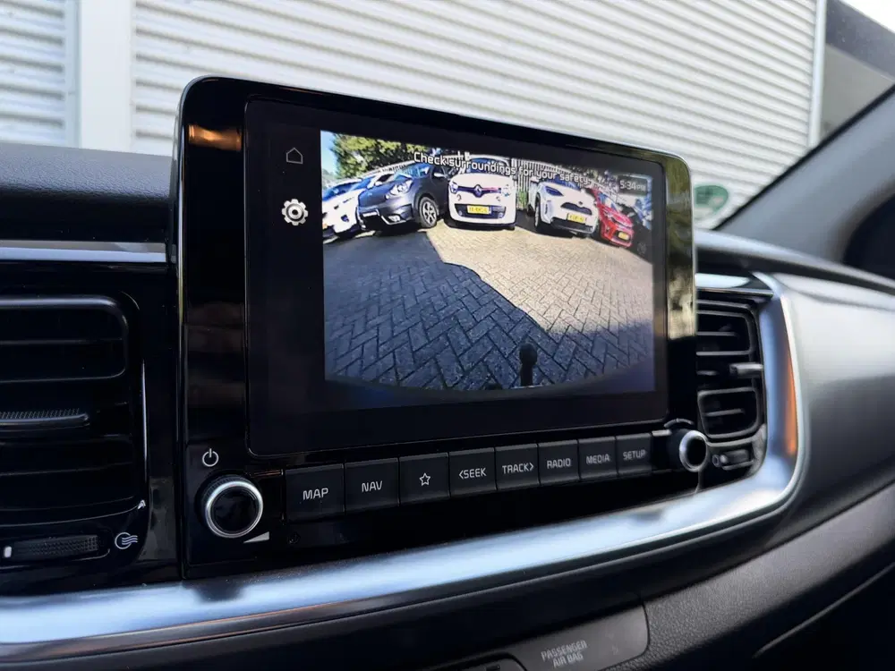 Kia Stonic 1.0 T-GDi MHEV DynamicPlusLine uit 2022, foto 20