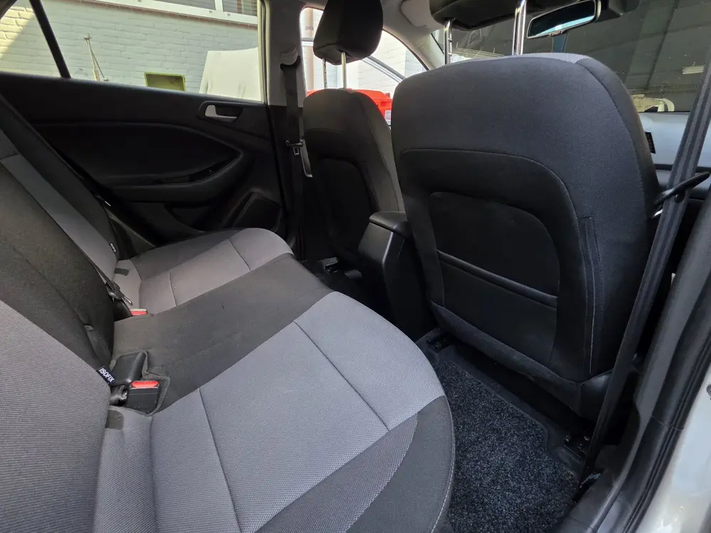 Hyundai I20 1.2i Premium! Camera! Carplay! Nwstaat! Carpass! uit 2019, foto 17