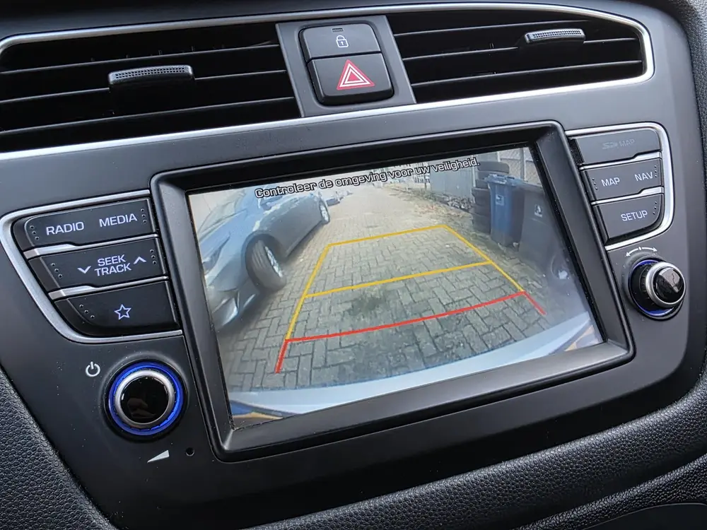 Hyundai I20 1.2i Premium! Camera! Carplay! Nwstaat! Carpass! uit 2019, foto 3