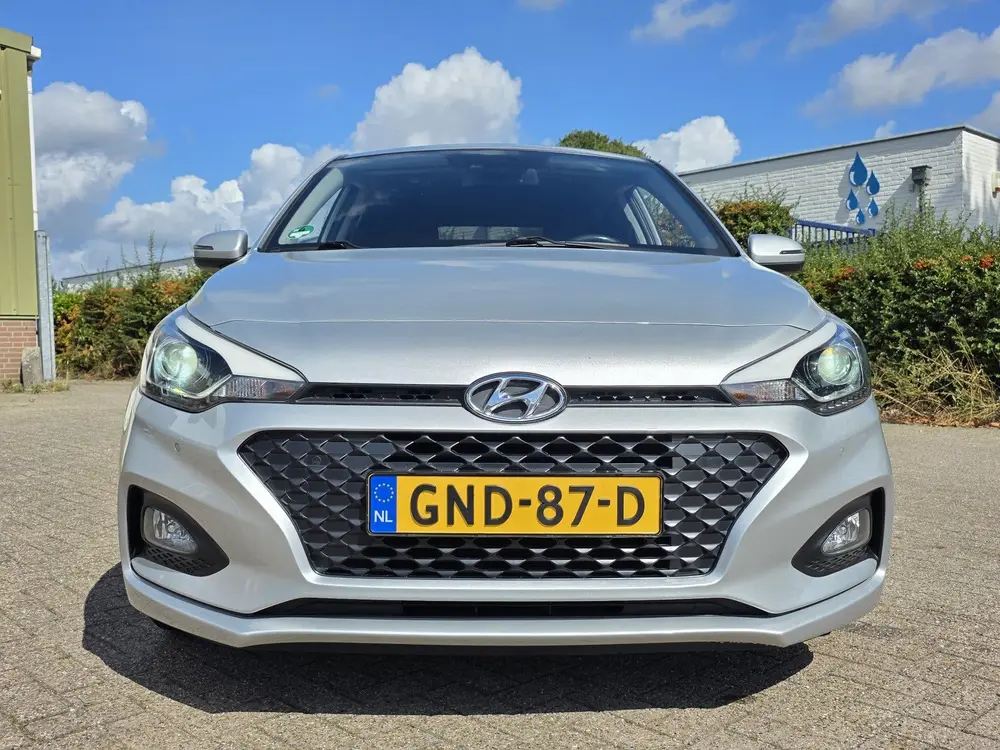 Hyundai I20 1.2i Premium! Camera! Carplay! Nwstaat! Carpass! uit 2019, foto 6
