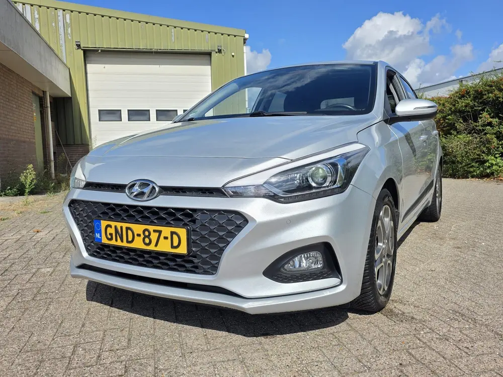 Hyundai I20 1.2i Premium! Camera! Carplay! Nwstaat! Carpass! uit 2019, foto 7