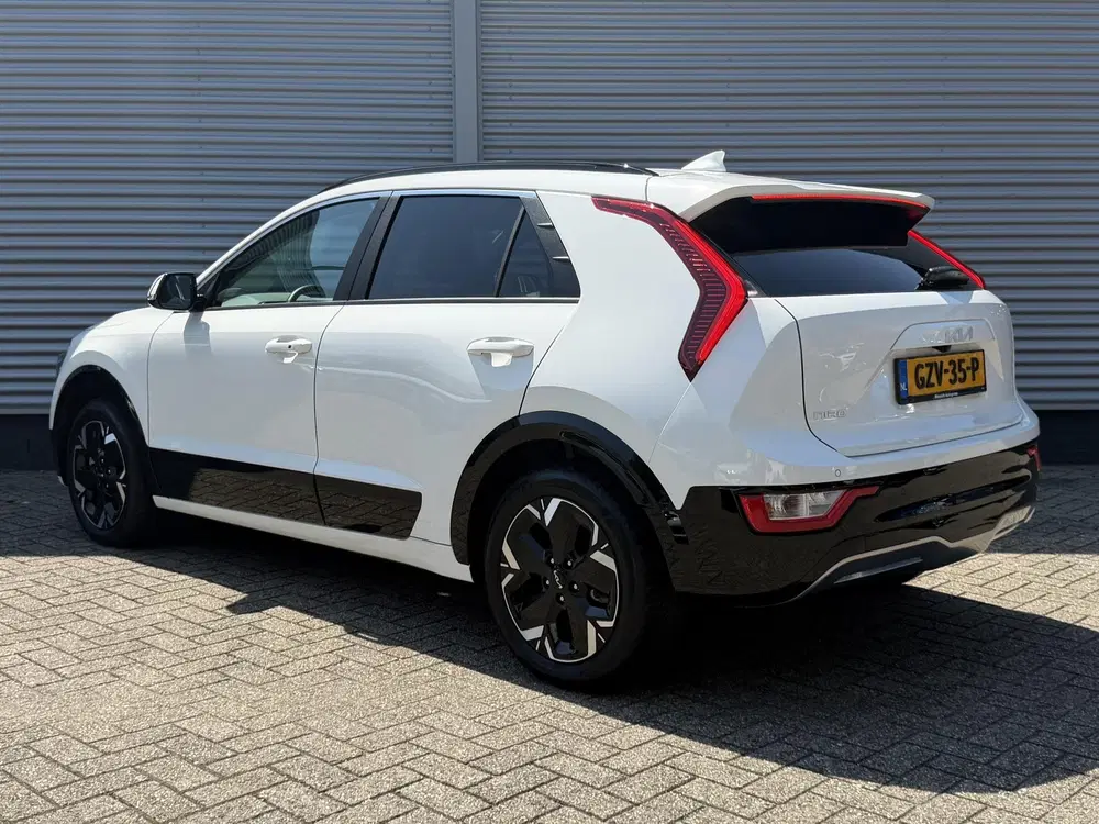 Kia Niro Light Advanced 64.8 kWh uit 2025, foto 4