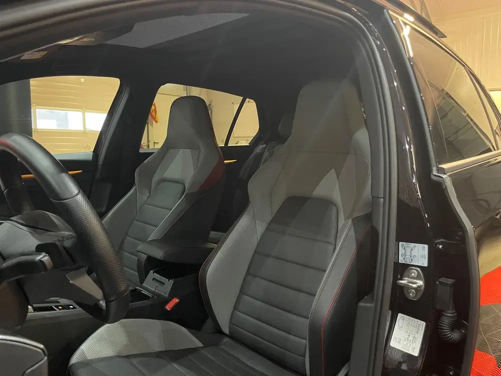 Volkswagen GOLF 2.0 TSI GTI Performance Pano Leder Camera Ke uit 2021, foto 17