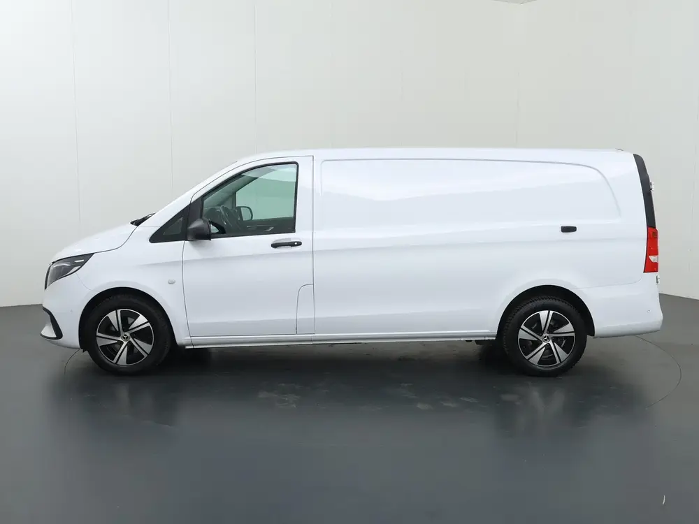 Mercedes-Benz Vito 116 CDI uit 2024, foto 5