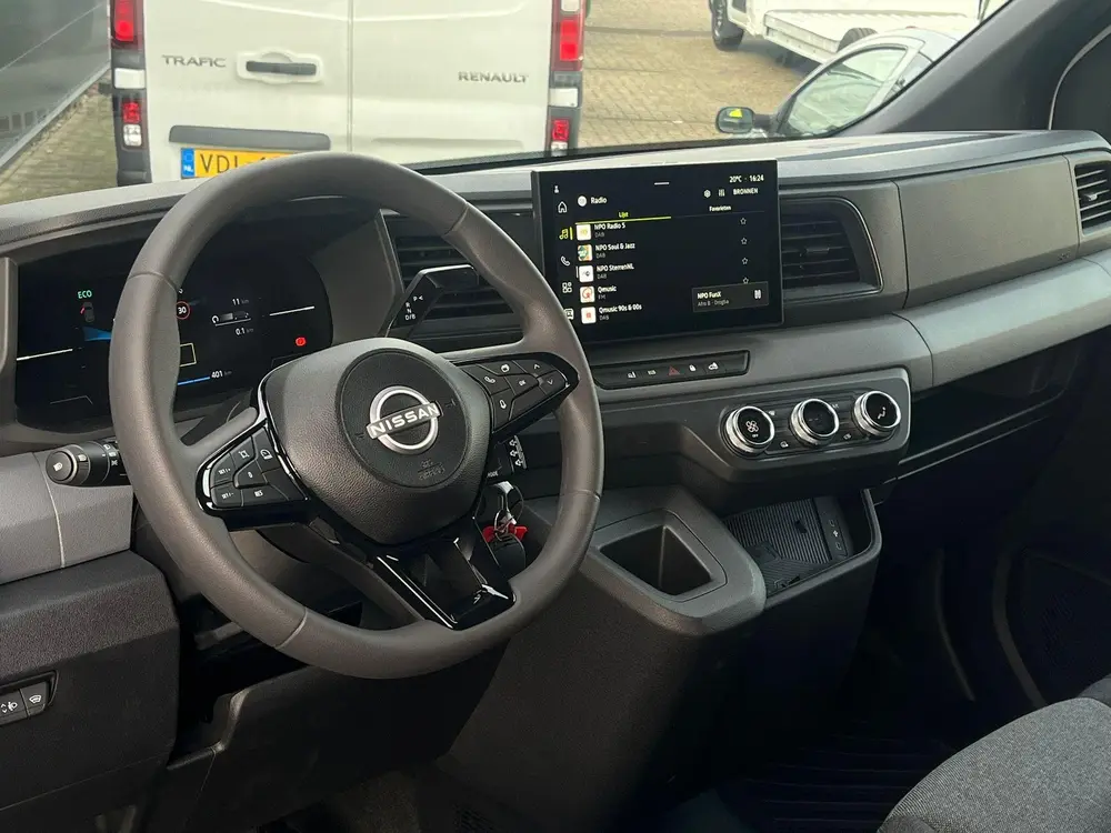 Nissan Interstar L2H2 Tekna 87 kWh 140PK uit 2026, foto 3