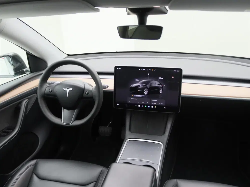 Tesla Model Y Long Range AWD 75kWh 351pk 94.4% SoH AMD R uit 2022, foto 3