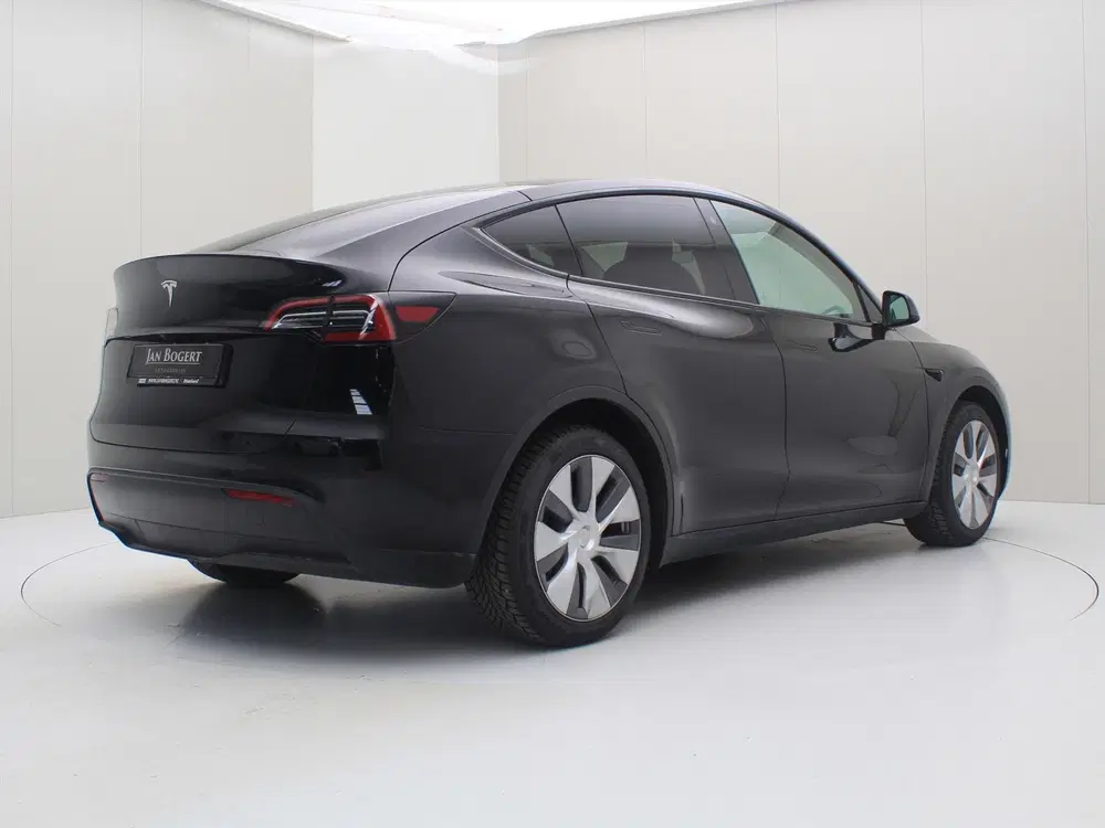 Tesla Model Y Long Range AWD 75kWh 351pk 94.4% SoH AMD R uit 2022, foto 4