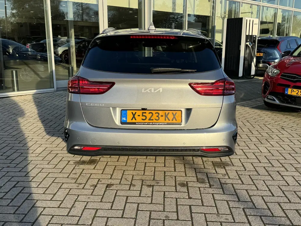 Kia Ceed 1.0 T-GDi DynamicPlusLine uit 2023, foto 5