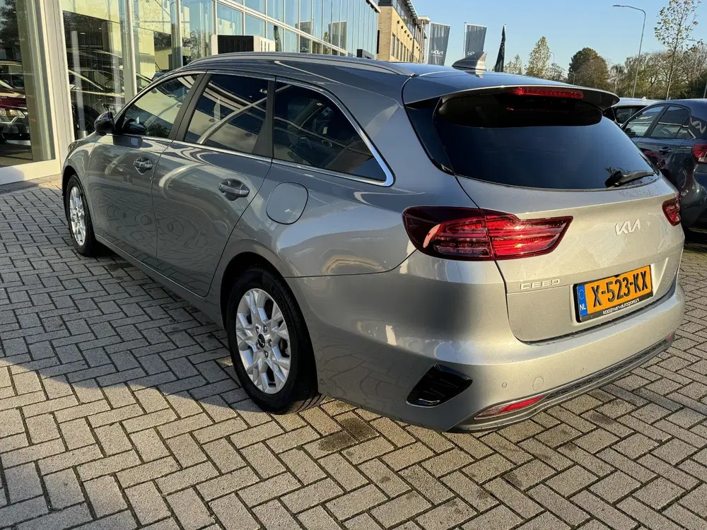 Kia Ceed 1.0 T-GDi DynamicPlusLine uit 2023, foto 6