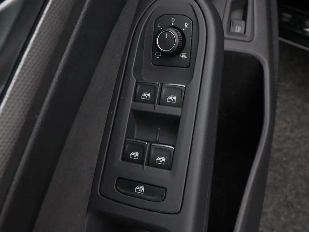 Volkswagen Golf 1.5 eHybrid 204 Pk Automaat Style Edition | uit 2025, foto 19