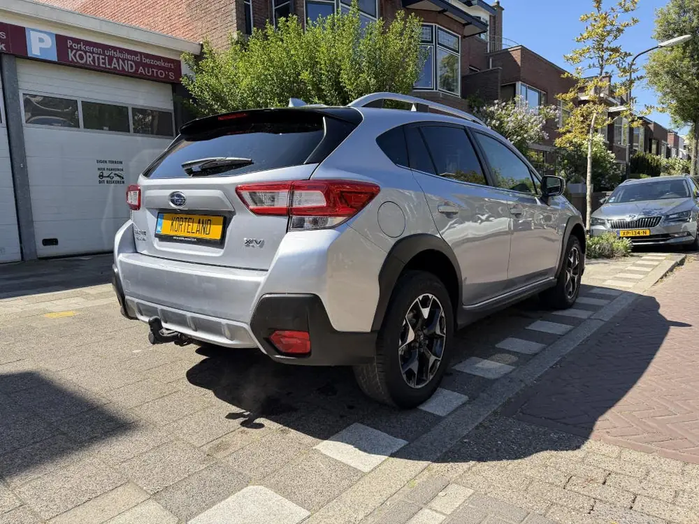 Subaru XV 1.6i Comfort EyeSight Trekhaak Navi uit 2019, foto 3