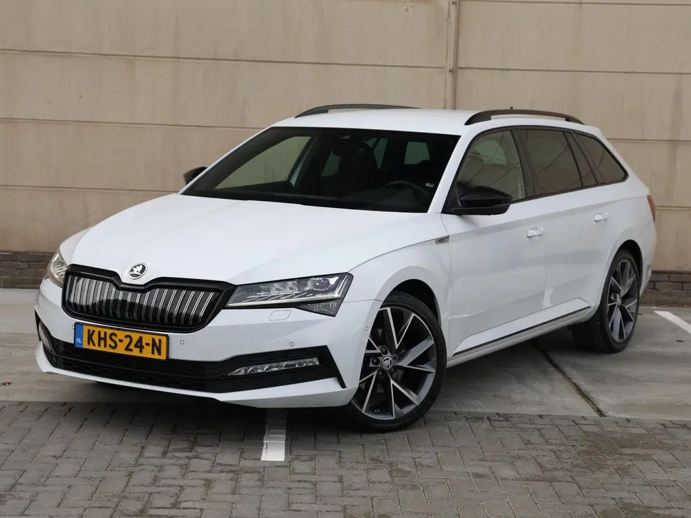Skoda Superb 1.4 TSI iV Sportline Business 218 pk DSG uit 2023, foto 10