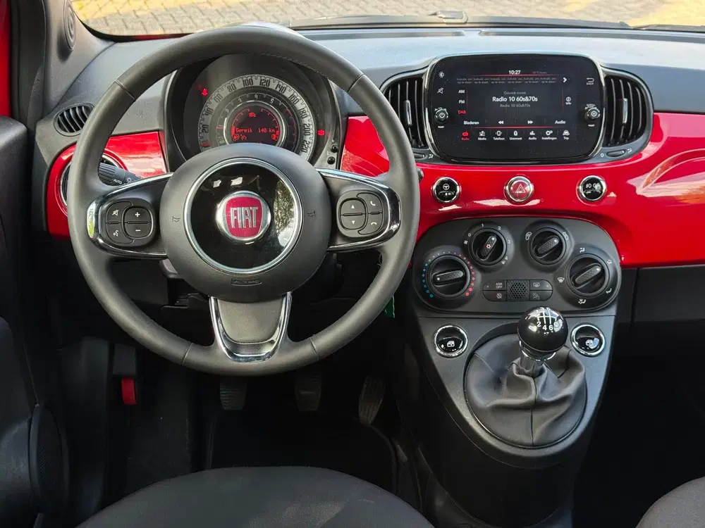 Fiat 500 1.0 Hybrid uit 2023, foto 11