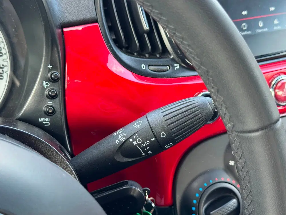 Fiat 500 1.0 Hybrid uit 2023, foto 17