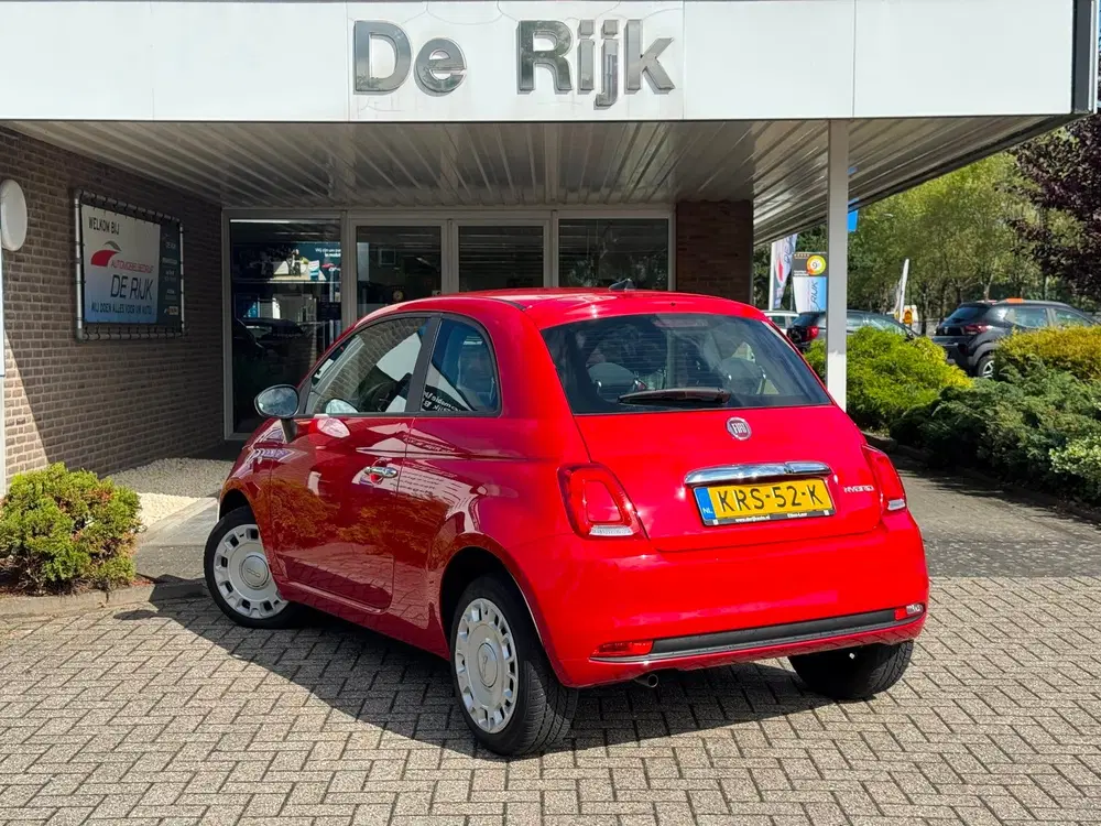 Fiat 500 1.0 Hybrid uit 2023, foto 3