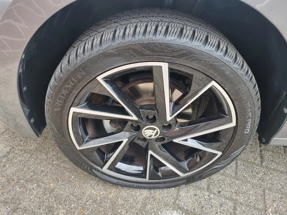 Skoda Kamiq 1.5 TSI ACT Monte Carlo uit 2023, foto 10