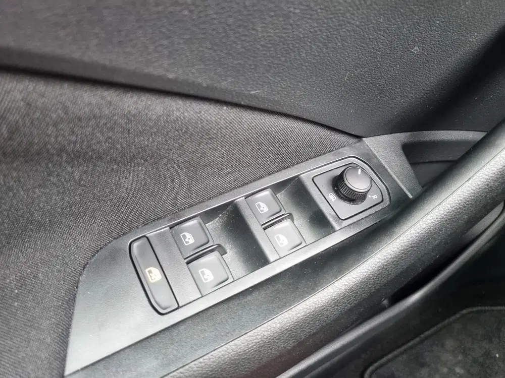 Skoda Kamiq 1.5 TSI ACT Monte Carlo uit 2023, foto 20