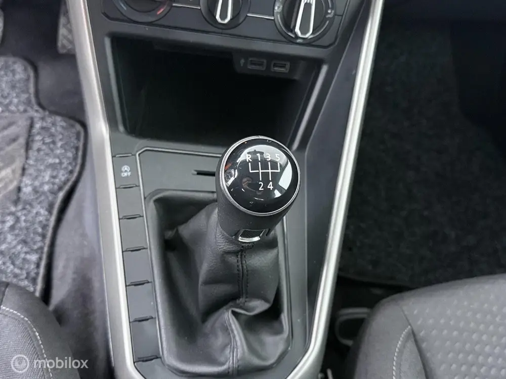 Volkswagen Polo 1.0 TSI Highline uit 2020, foto 16