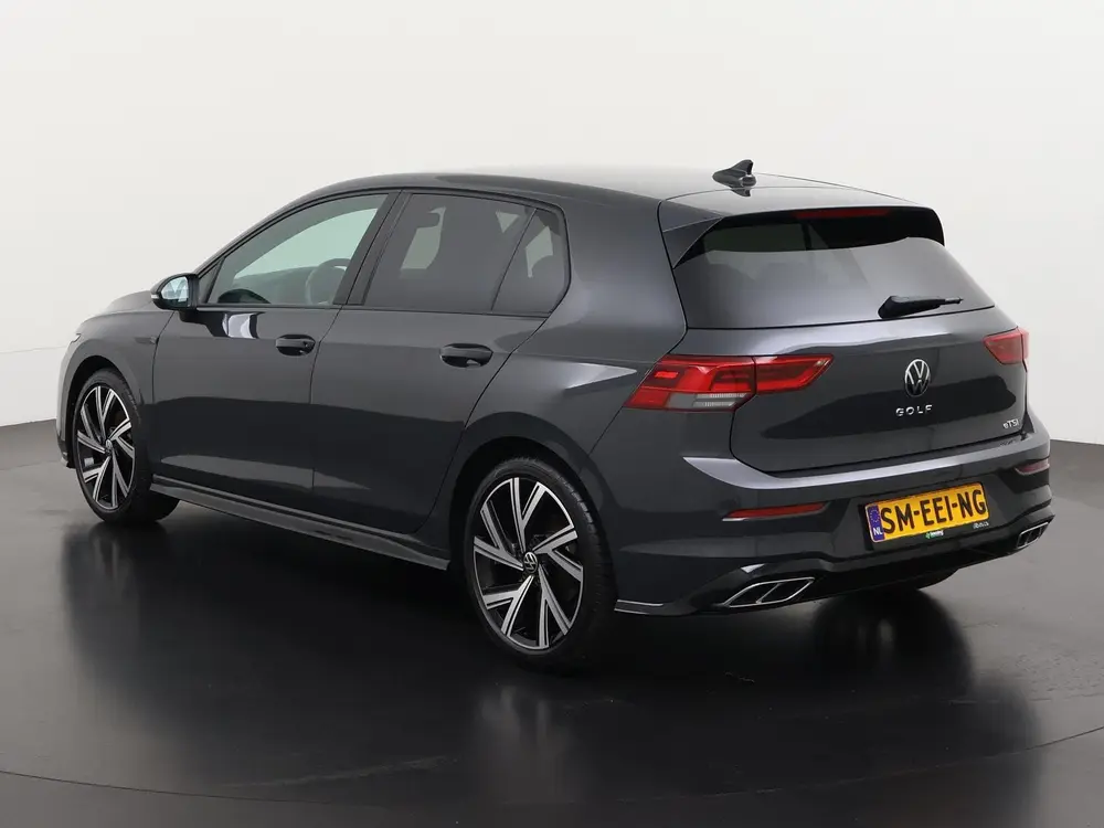 Volkswagen Golf 1.5 eTSI R-Line DSG | 18'' Bergamo | Stuurve uit 2024, foto 6