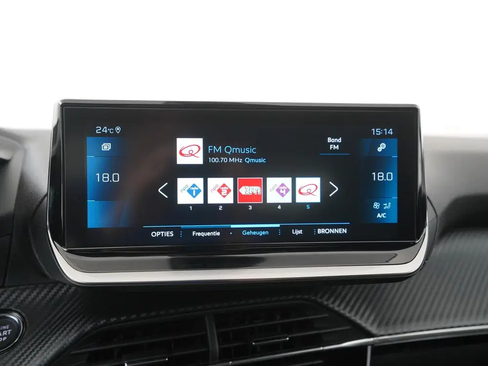 Peugeot 2008 1.2 PureTech Allure Pack Automaat uit 2022, foto 14