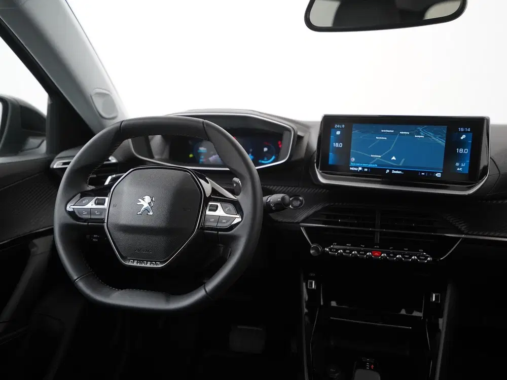 Peugeot 2008 1.2 PureTech Allure Pack Automaat uit 2022, foto 6