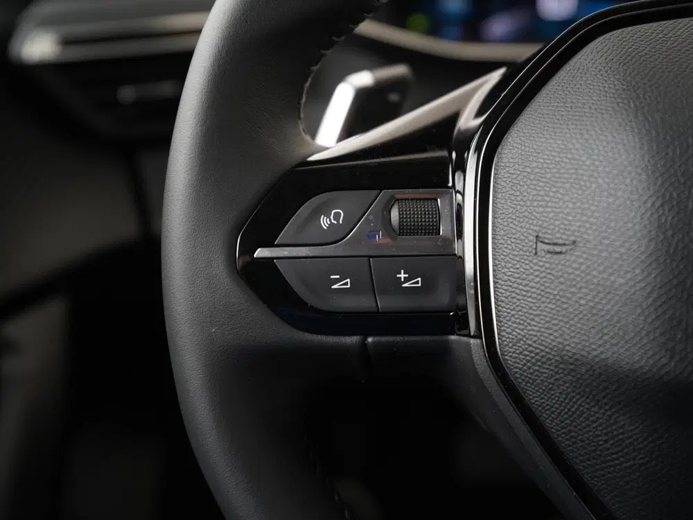 Peugeot 2008 1.2 PureTech Allure Pack Automaat uit 2022, foto 8
