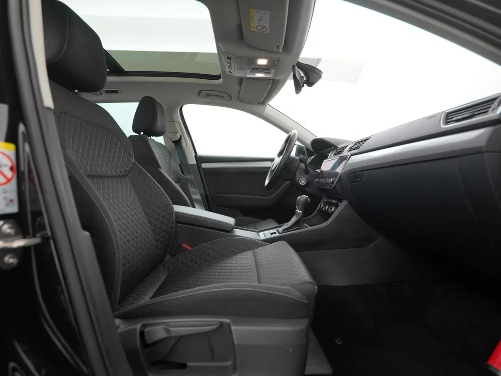 Skoda Superb 1.4 TSI iV Business Plus uit 2022, foto 3