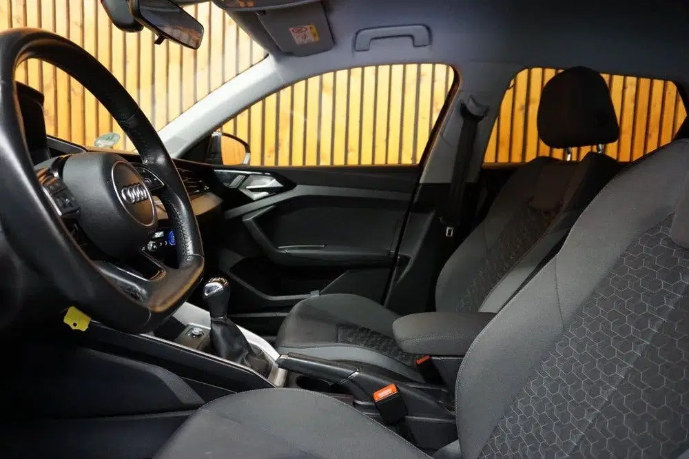 Audi A1 25 TFSI EPIC Apple Carplay uit 2020, foto 11