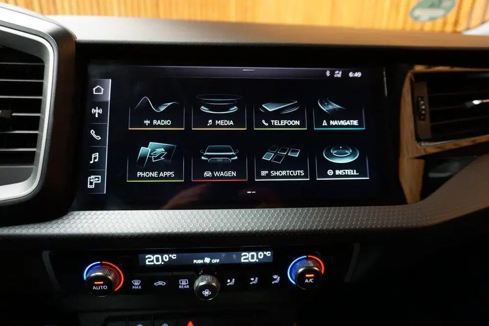 Audi A1 25 TFSI EPIC Apple Carplay uit 2020, foto 15