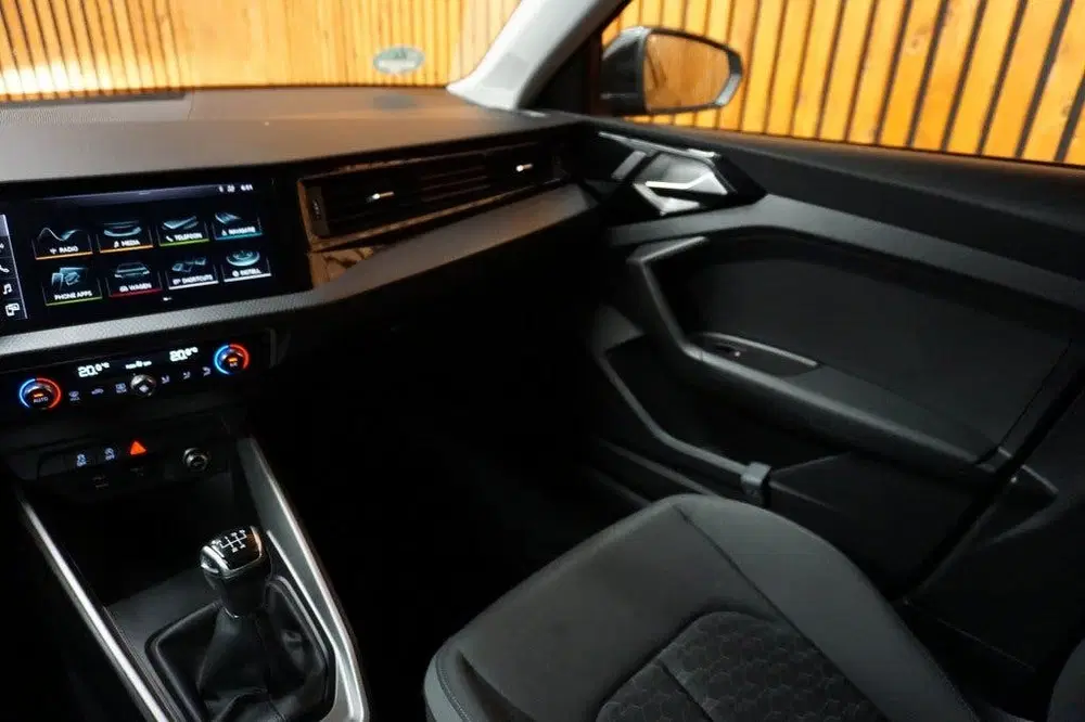 Audi A1 25 TFSI EPIC Apple Carplay uit 2020, foto 20