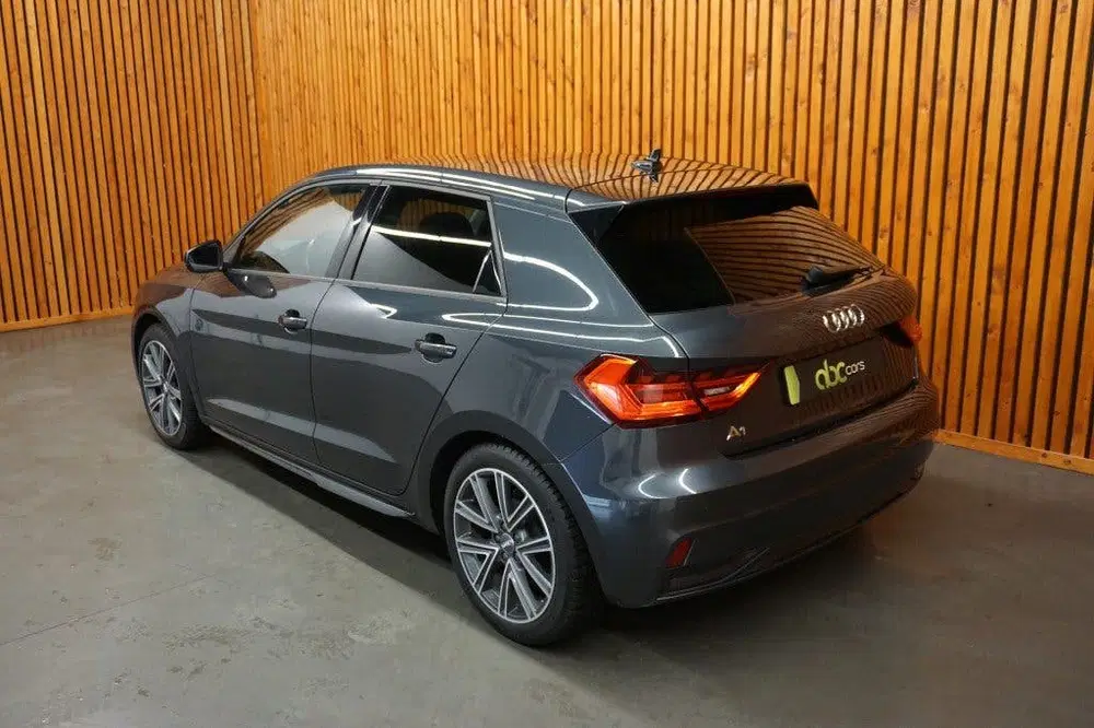 Audi A1 25 TFSI EPIC Apple Carplay uit 2020, foto 4