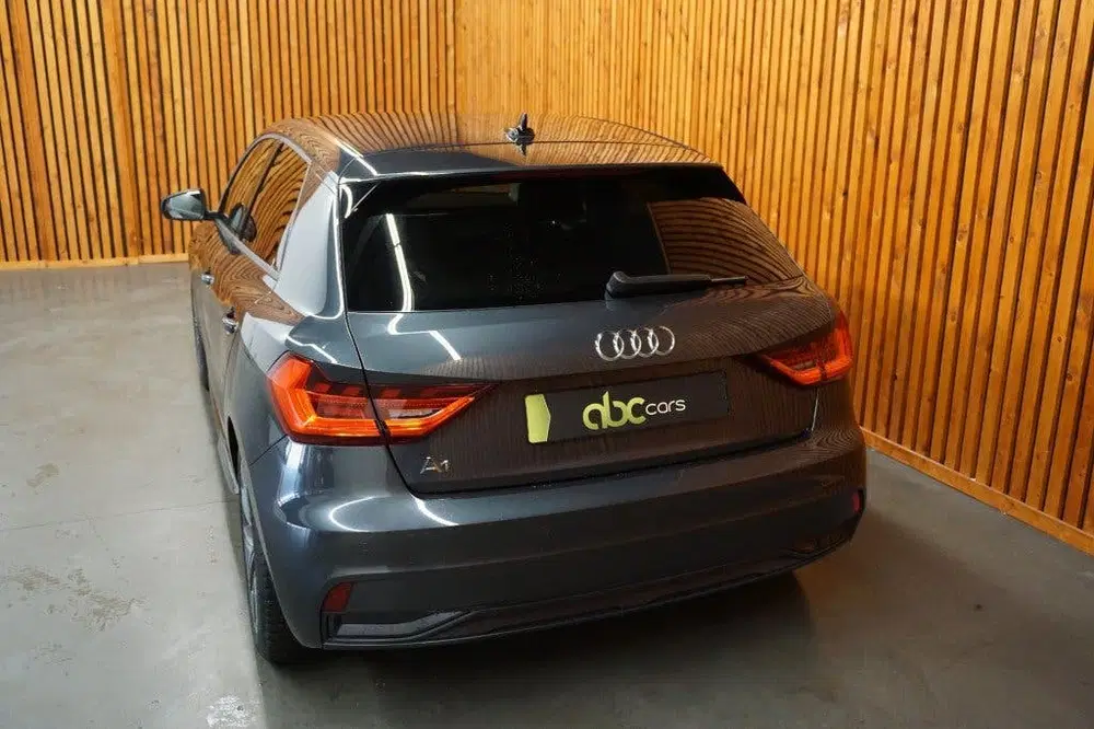 Audi A1 25 TFSI EPIC Apple Carplay uit 2020, foto 5