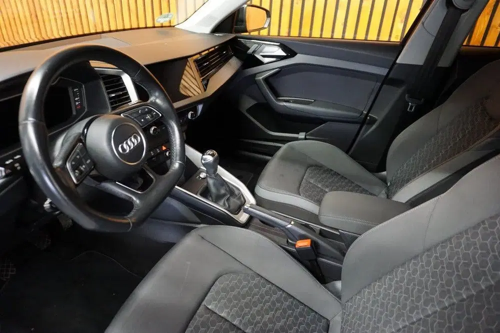 Audi A1 25 TFSI EPIC Apple Carplay uit 2020, foto 9