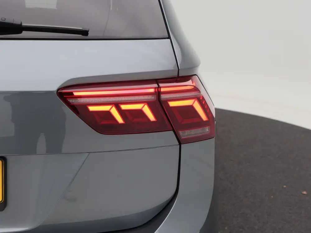 Volkswagen Tiguan Allspace 1.5 TSi 150 Pk Automaat R-Line Bu uit 2023, foto 15
