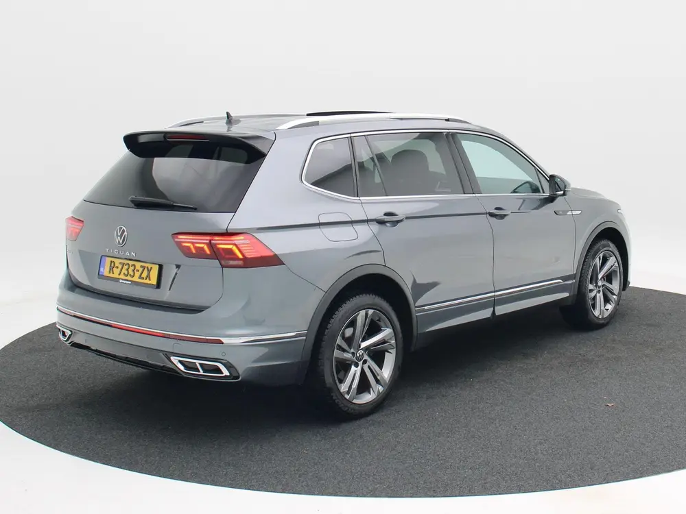 Volkswagen Tiguan Allspace 1.5 TSi 150 Pk Automaat R-Line Bu uit 2023, foto 2